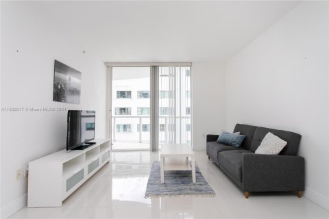 Condominio en venta en Miami Beach, Florida, 1 dormitorio, 75.07 m2 № 1292347 - foto 10