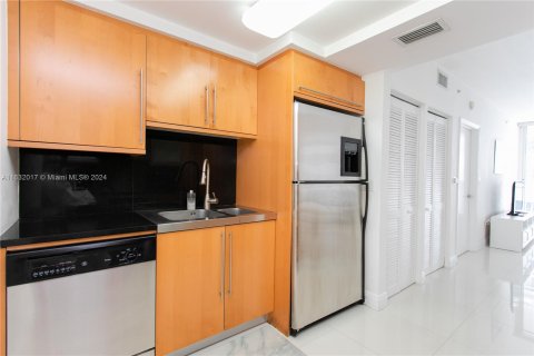 Condominio en venta en Miami Beach, Florida, 1 dormitorio, 75.07 m2 № 1292347 - foto 23