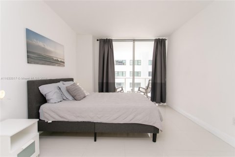 Copropriété à vendre à Miami Beach, Floride: 1 chambre, 75.07 m2 № 1292347 - photo 4