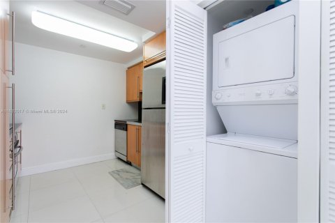 Condominio en venta en Miami Beach, Florida, 1 dormitorio, 75.07 m2 № 1292347 - foto 28