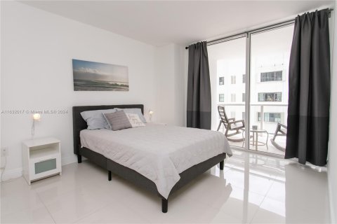 Copropriété à vendre à Miami Beach, Floride: 1 chambre, 75.07 m2 № 1292347 - photo 2