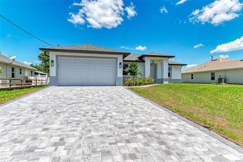 Villa ou maison à vendre à North Port, Floride: 3 chambres, 169.08 m2 № 1164566 - photo 5