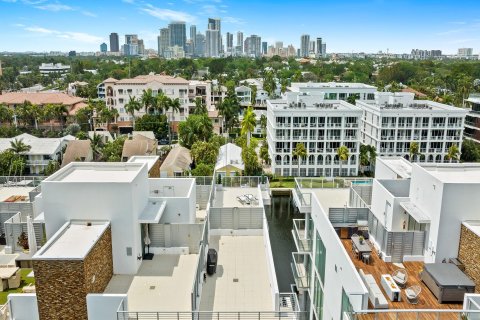 Condo in Fort Lauderdale, Florida, 4 bedrooms  № 1188752 - photo 8