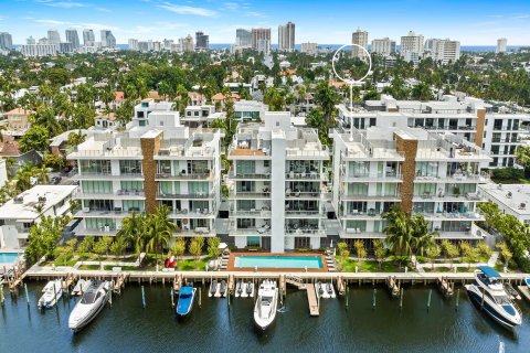 Condominio en venta en Fort Lauderdale, Florida, 4 dormitorios, 307.32 m2 № 1188752 - foto 2