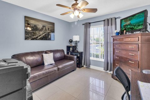 Casa en venta en Royal Palm Beach, Florida, 3 dormitorios, 153.38 m2 № 1121347 - foto 8
