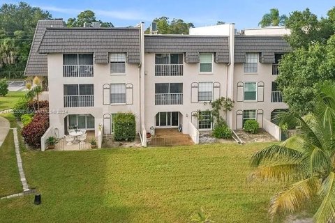 Condominio en venta en Seminole, Florida, 2 dormitorios, 99.87 m2 № 1348472 - foto 3