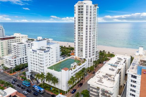 Copropriété à vendre à Miami Beach, Floride: 2 chambres, 116.13 m2 № 1348474 - photo 5