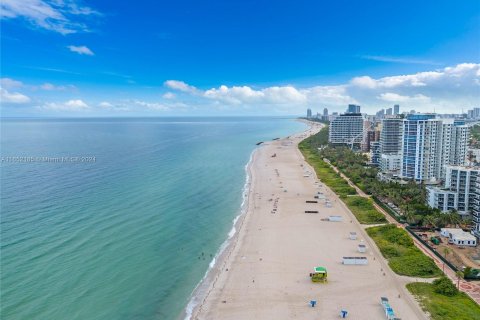 Copropriété à vendre à Miami Beach, Floride: 2 chambres, 116.13 m2 № 1348474 - photo 4