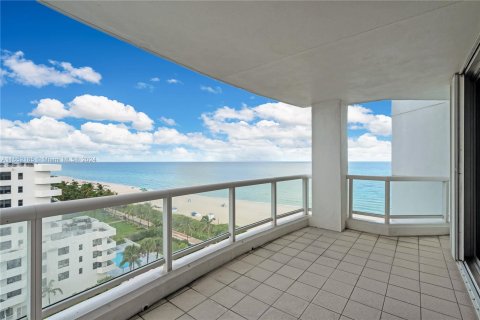 Copropriété à vendre à Miami Beach, Floride: 2 chambres, 116.13 m2 № 1348474 - photo 22