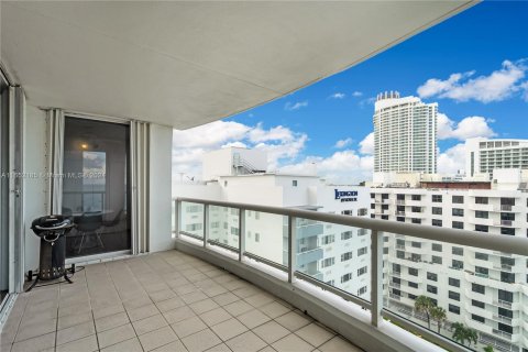 Copropriété à vendre à Miami Beach, Floride: 2 chambres, 116.13 m2 № 1348474 - photo 21