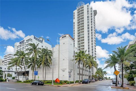 Copropriété à vendre à Miami Beach, Floride: 2 chambres, 116.13 m2 № 1348474 - photo 6