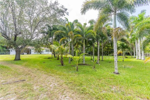 Propiedad comercial en venta en Southwest Ranches, Florida № 1289350 - foto 10