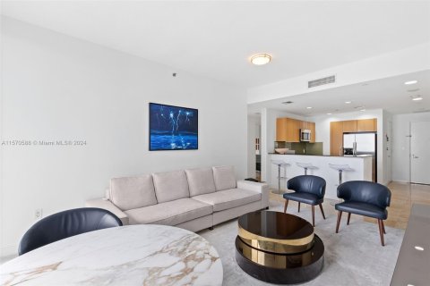 Condo in Miami, Florida, 2 bedrooms  № 1127052 - photo 8