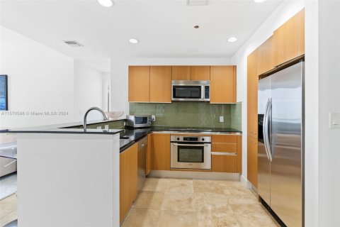 Copropriété à vendre à Miami, Floride: 2 chambres, 101.08 m2 № 1127052 - photo 4