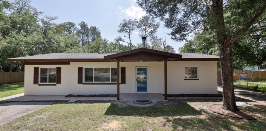 House in DeLand, Florida 3 bedrooms, 96.25 sq.m. № 1139552
