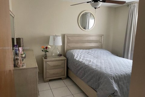 Купить виллу или дом в Майами, Флорида 3 спальни, 154.87м2, № 668097 - фото 15