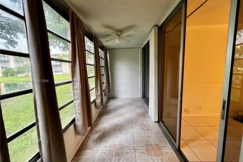 Copropriété à louer à Lauderdale Lakes, Floride: 2 chambres, 93.09 m2 № 1357073 - photo 15