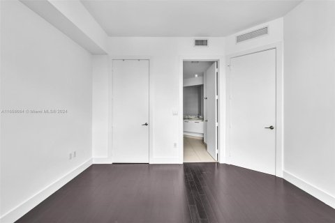 Copropriété à vendre à Miami, Floride: 2 chambres, 104.33 m2 № 1357024 - photo 20