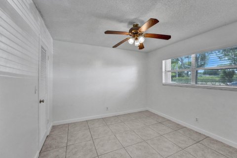 Copropriété à vendre à Deerfield Beach, Floride: 2 chambres, 78.04 m2 № 1182537 - photo 16