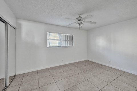 Copropriété à vendre à Deerfield Beach, Floride: 2 chambres, 78.04 m2 № 1182537 - photo 6