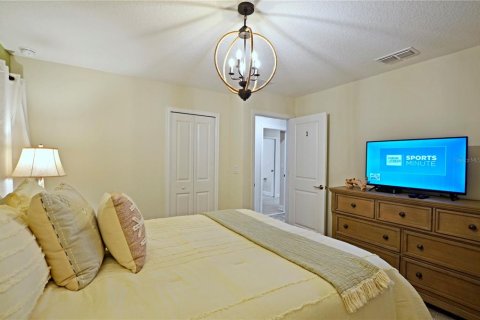 Villa ou maison à vendre à Kissimmee, Floride: 9 chambres, 398.46 m2 № 1289961 - photo 14