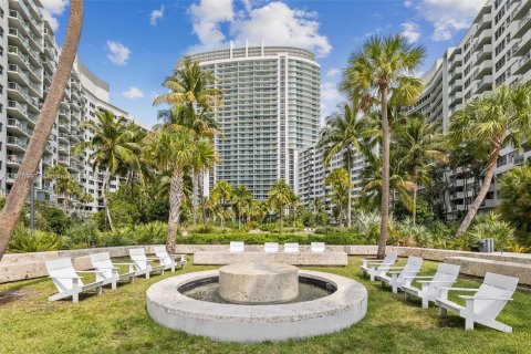 Condo in Miami Beach, Florida, 1 bedroom  № 1421601 - photo 28