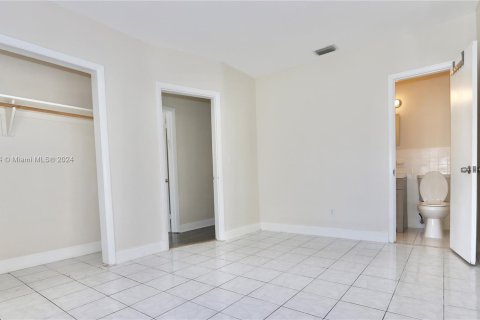 Casa en venta en Hollywood, Florida, 3 dormitorios, 122.63 m2 № 1221716 - foto 14