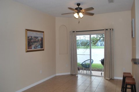 Adosado en venta en Daytona Beach, Florida, 2 dormitorios, 117.8 m2 № 850651 - foto 3