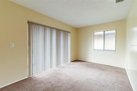 Condo in Clearwater, Florida, 2 bedrooms  № 1336833 - photo 11