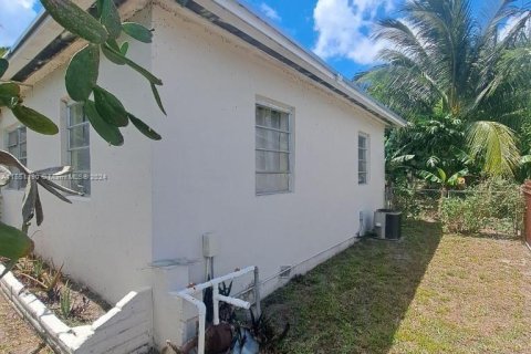 Casa en venta en Miami, Florida, 3 dormitorios, 133.22 m2 № 1356747 - foto 6