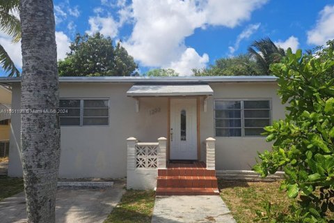 Villa ou maison à vendre à Miami, Floride: 3 chambres, 133.22 m2 № 1356747 - photo 7