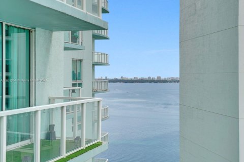 Condominio en venta en Miami, Florida, 1 dormitorio, 77.85 m2 № 1380352 - foto 16