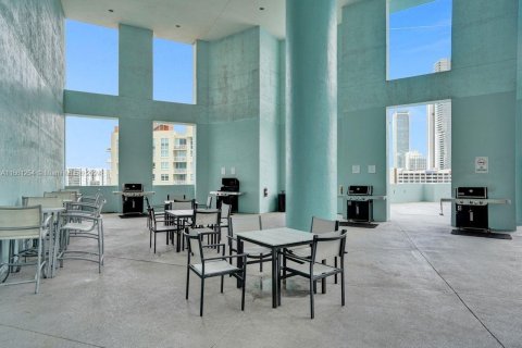 Condominio en venta en Miami, Florida, 1 dormitorio, 77.85 m2 № 1380352 - foto 17