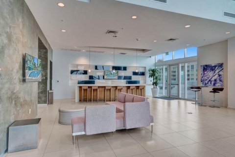 Condo in Miami, Florida, 1 bedroom  № 1380352 - photo 20