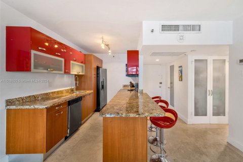 Condominio en venta en Miami Beach, Florida, 1 dormitorio, 80.36 m2 № 969853 - foto 7