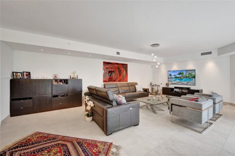 Condo in Aventura, Florida, 3 bedrooms  № 1315811 - photo 21