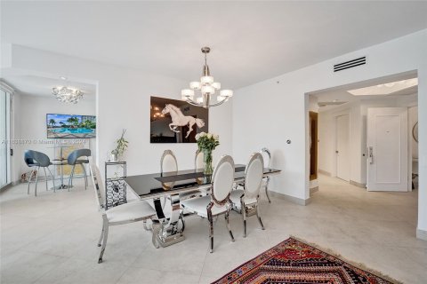 Condo in Aventura, Florida, 3 bedrooms  № 1315811 - photo 16