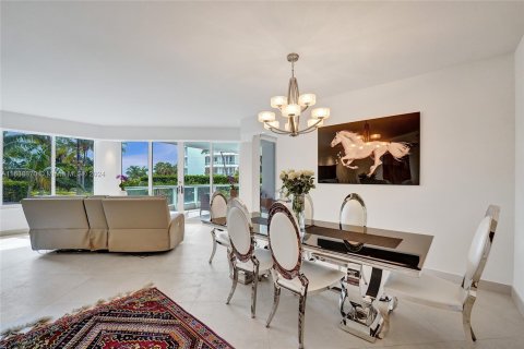 Copropriété à vendre à Aventura, Floride: 3 chambres, 294.78 m2 № 1315811 - photo 14