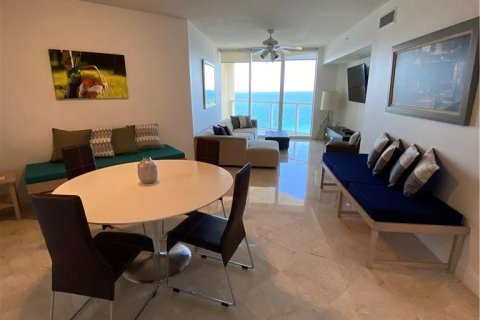Copropriété à vendre à Sunny Isles Beach, Floride: 1 chambre, 92.9 m2 № 989233 - photo 10