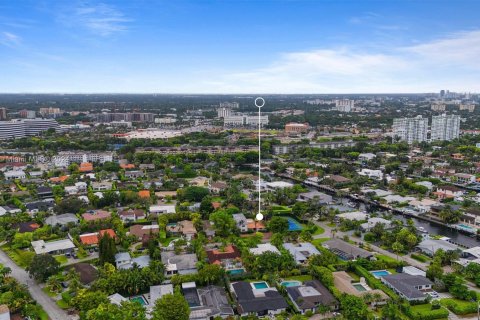 Terreno en venta en North Miami, Florida № 1409389 - foto 1