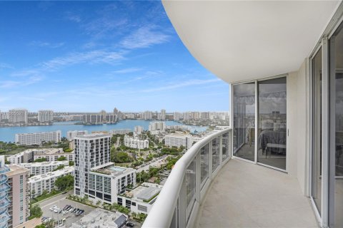 Copropriété à vendre à Sunny Isles Beach, Floride: 3 chambres, 194.17 m2 № 1377547 - photo 7