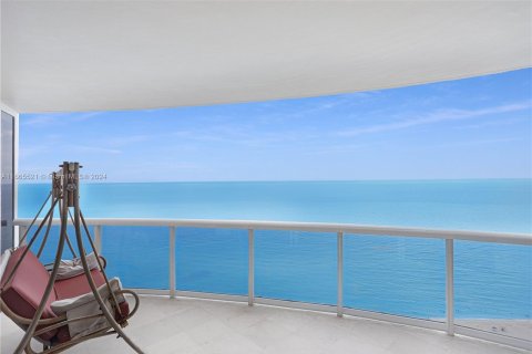 Copropriété à vendre à Sunny Isles Beach, Floride: 3 chambres, 194.17 m2 № 1377547 - photo 5