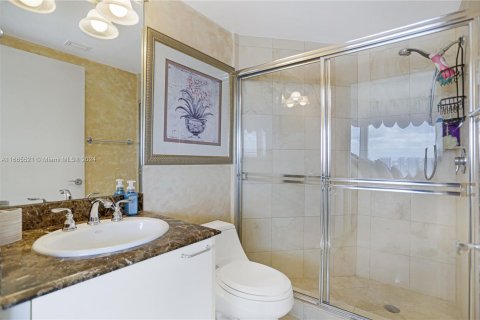 Copropriété à vendre à Sunny Isles Beach, Floride: 3 chambres, 194.17 m2 № 1377547 - photo 25