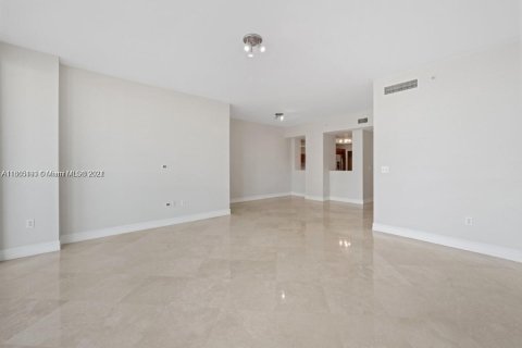 Copropriété à louer à Aventura, Floride: 3 chambres, 173.36 m2 № 1377452 - photo 10