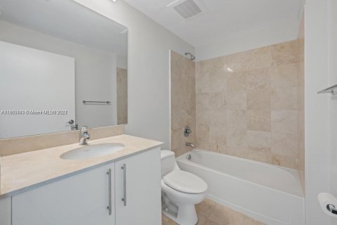 Condo in Aventura, Florida, 3 bedrooms  № 1377452 - photo 16