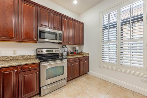 Touwnhouse à vendre à Tampa, Floride: 3 chambres, 193.05 m2 № 929065 - photo 7