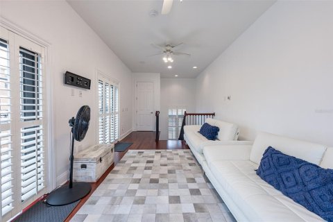 Touwnhouse à vendre à Tampa, Floride: 3 chambres, 193.05 m2 № 929065 - photo 24