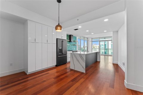 Copropriété à vendre à Tampa, Floride: 2 chambres, 105.35 m2 № 1391368 - photo 7