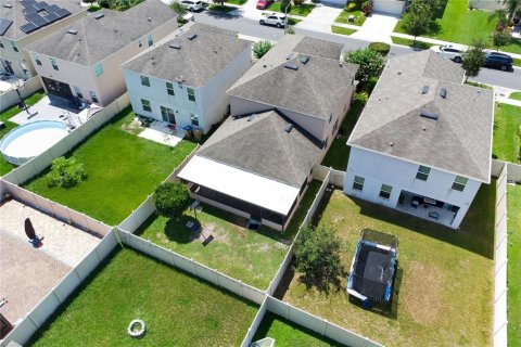 Villa ou maison à vendre à Kissimmee, Floride: 4 chambres, 263.29 m2 № 1320327 - photo 4