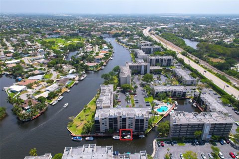 Copropriété à vendre à Boca Raton, Floride: 2 chambres, 101.73 m2 № 1189643 - photo 10